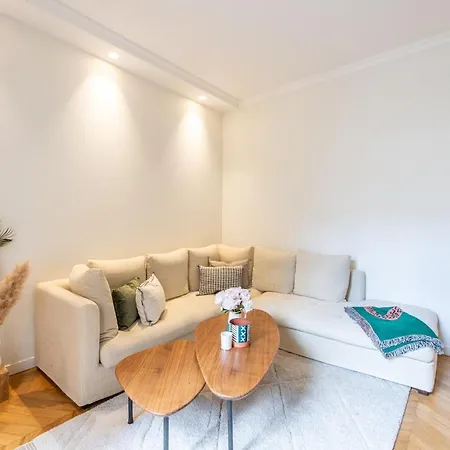 Arc De Triomphe - Luxury 1 Br