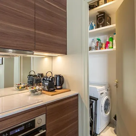 Arc De Triomphe - Luxury 1 Br アパート