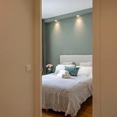 Arc De Triomphe - Luxury 1 Br パリ